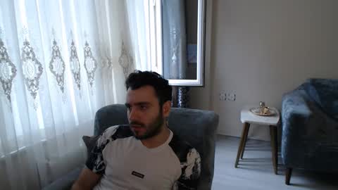 Snapshot of 2handsomeman chatting on 24, 5, 2026 Berk online show from 24, 5, 2026