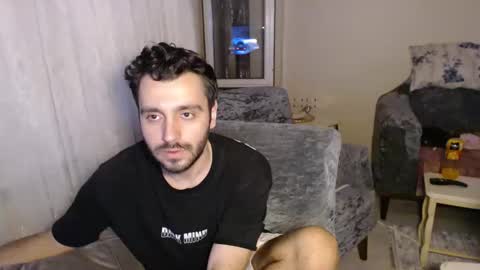 Snapshot of 2handsomeman chatting on 8, 6, 2026 Berk online show from 8, 6, 2026