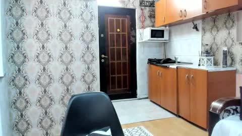 2sexymuscles online show from 30, 10, 2025