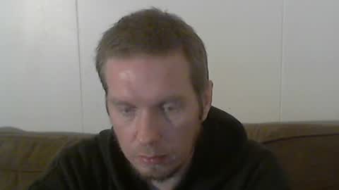 2small4you83 online show from 20, 12, 2024