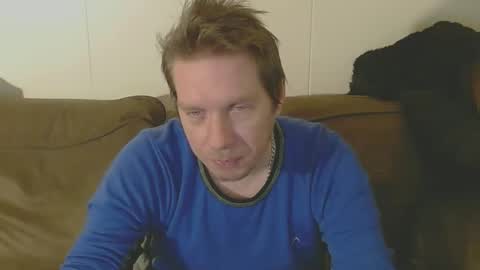 2small4you83 online show from 21, 2, 2025