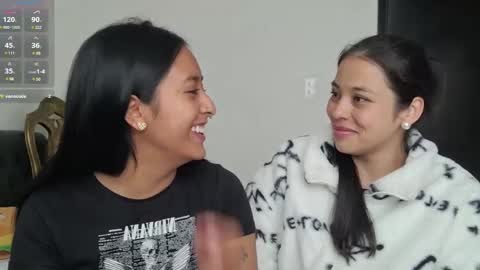 Snapshot of 2summerlove2 chatting on 14, 12, 2024 Dalilah and Tarah online show from 14, 12, 2024