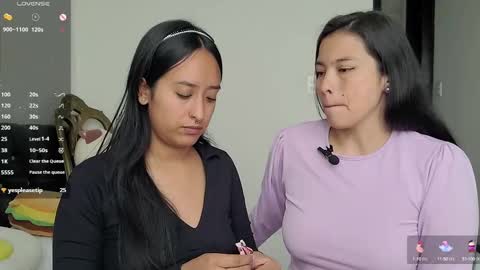 Snapshot of 2summerlove2 chatting on 3, 2, 2025 Dalilah and Tarah online show from 3, 2, 2025