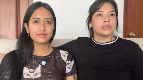 Snapshot of 2summerlove2 chatting on 27, 10, 2025 Dalilah and Tarah online show from 27, 10, 2025