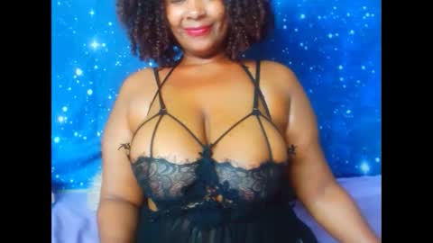 Snapshot of 2sweetysmile chatting on 10, 12, 2024 2sweetysmile online show from 10, 12, 2024