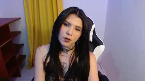 erika online show from 29, 9, 2025