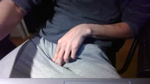 Steps online show from 8, 3, 2025