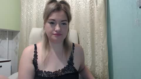 3sweetcandy3 online show from 5, 1, 2026