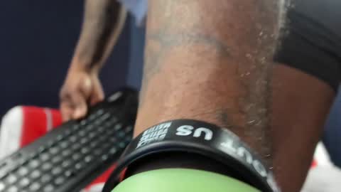 Snapshot of 5hbk chatting on 8, 12, 2024 Tettaz GetitJusy4ya online show from 8, 12, 2024