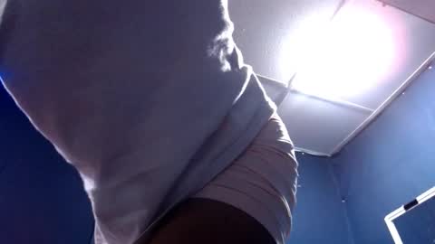 Snapshot of 5hbk chatting on 31, 10, 2025 Tettaz GetitJusy4ya online show from 31, 10, 2025