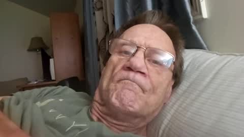 Snapshot of 60zeus60 chatting on 8, 12, 2024 Zeus online show from 8, 12, 2024