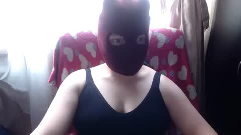 Snapshot of 666maskgirl chatting on 18, 6, 2026 SHANNON online show from 18, 6, 2026