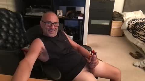 daddy vegas  for single women and couples here online show from 7, 3, 2026