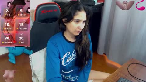 Snapshot of 69_shades chatting on 29, 10, 2025 lucero online show from 29, 10, 2025