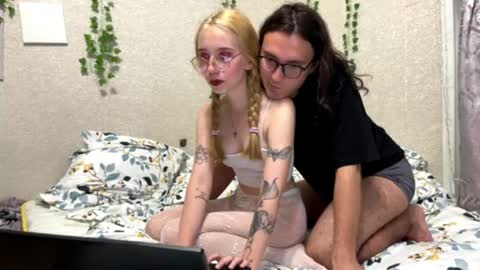6hei6hot online show from 8, 7, 2026