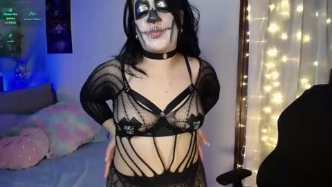 Snapshot of 77scarlett chatting on 18, 10, 2025 Scarlett online show from 18, 10, 2025