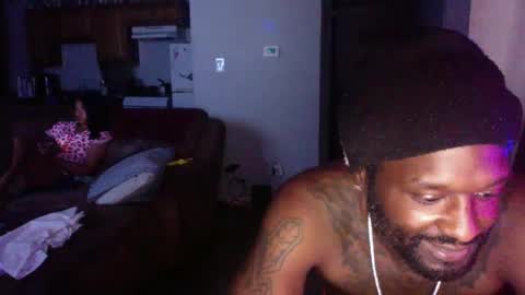 Snapshot of 8double1trouble6 chatting on 14, 9, 2025 NoFaceNoCase online show from 14, 9, 2025