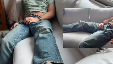 8incher NYC online show from 12, 11, 2025