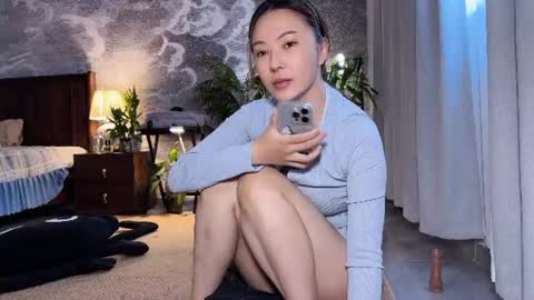 lily online show from 15, 6, 2026