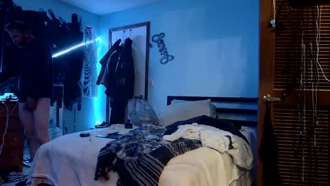 8over6 online show from 4, 1, 2025