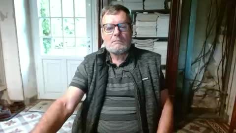 Snapshot of _123_voyeur_ chatting on 26, 9, 2025 _123_voyeur_ online show from 26, 9, 2025