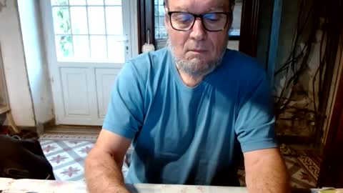 Snapshot of _123_voyeur_ chatting on 7, 1, 2026 _123_voyeur_ online show from 7, 1, 2026