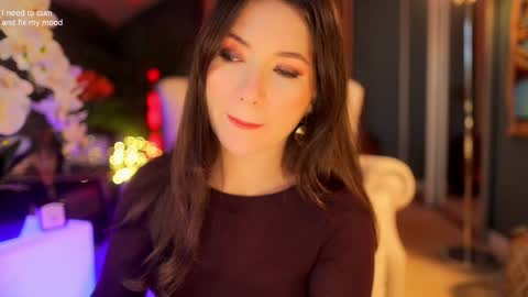 Snapshot of _1s___ chatting on 19, 12, 2025 Sophia online show from 19, 12, 2025