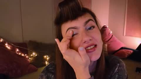 Willow online show from 27, 11, 2025