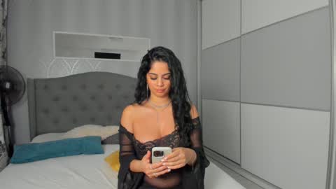 Snapshot of _adelle chatting on 19, 2, 2025 Adelle online show from 19, 2, 2025