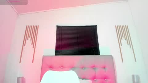 _aithanaa_ online show from 18, 5, 2026