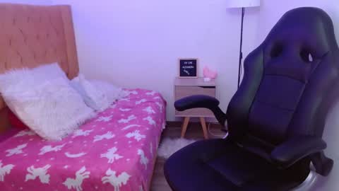 Alexandra online show from 7, 2, 2025