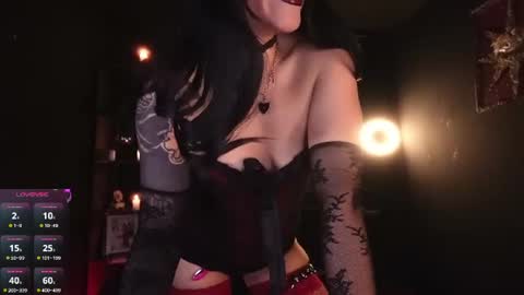 Miss Alice  My internet sucks these days see you soon online show from 30, 6, 2026