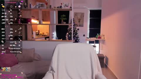 Snapshot of _alleyesonme chatting on 31, 12, 2024 Mia online show from 31, 12, 2024