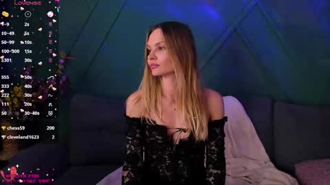 Snapshot of _alleyesonme chatting on 28, 2, 2025 Mia online show from 28, 2, 2025