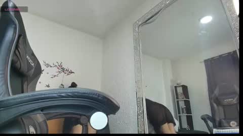Snapshot of _anais_lanz chatting on 19, 7, 2026 Anais online show from 19, 7, 2026
