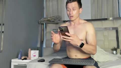 Snapshot of _andrewfalcon1 chatting on 3, 12, 2024 Andrew online show from 3, 12, 2024