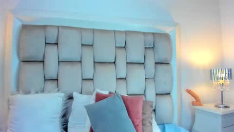 Angel Azul online show from 26, 12, 2024