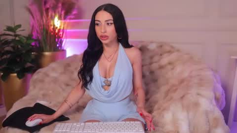 Snapshot of _anna_bloom chatting on 24, 6, 2026 Anna online show from 24, 6, 2026