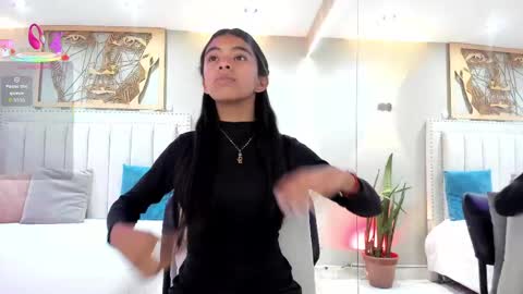 Snapshot of _anna_maria chatting on 27, 10, 2025 online show from 27, 10, 2025