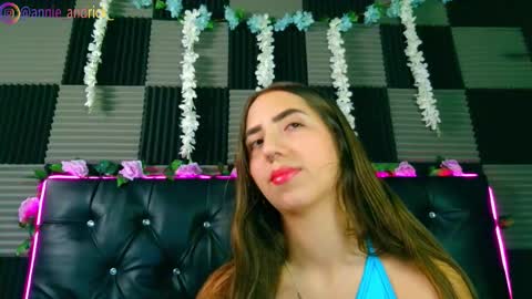 Annie Andrick online show from 3, 2, 2026