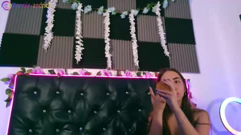 Annie Andrick online show from 1, 3, 2026