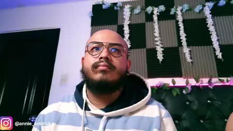 Annie Andrick online show from 30, 3, 2026