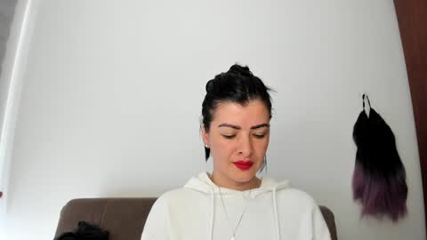 antonia online show from 4, 12, 2024