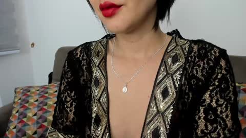 antonia online show from 10, 1, 2025