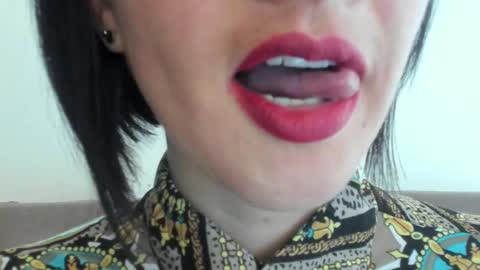 antonia online show from 30, 1, 2025