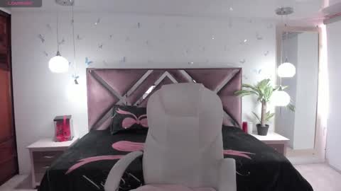 antonnela online show from 19, 12, 2025