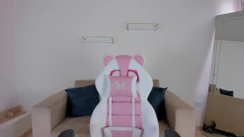    online show from 11, 9, 2025