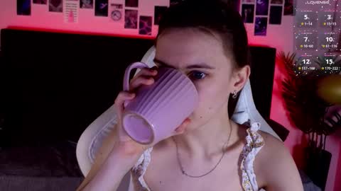 _ash_leyy_ online show from 8, 1, 2026