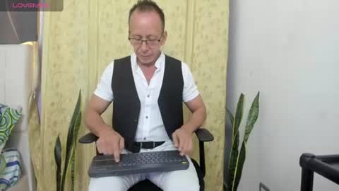 Axel online show from 6, 7, 2026