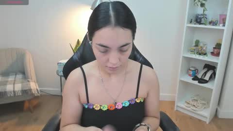 Bella Evans online show from 9, 3, 2026